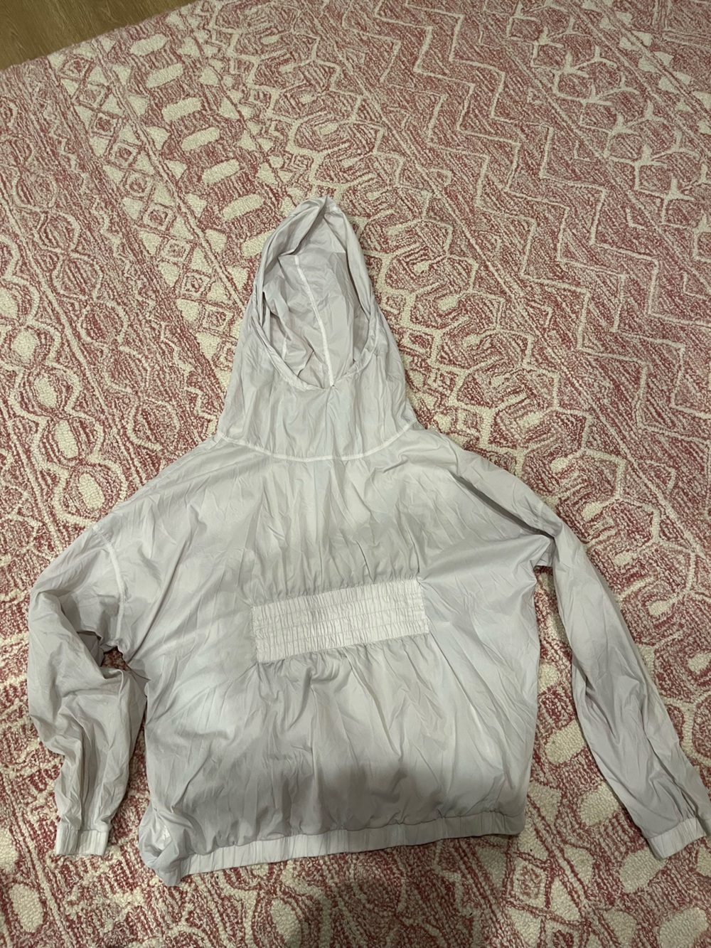 Athleta Light Gray Hooded Pullover shell Windbreaker rain jacket